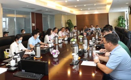 “走在前、开新局”行进式主题采访活动走进抖圈