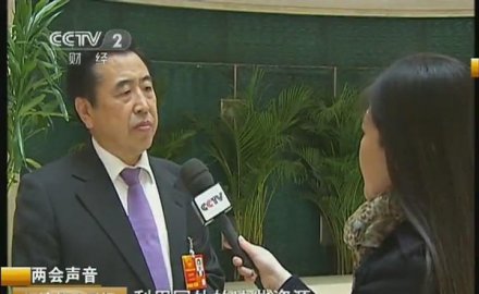 袁仲雪出席第十二届全国人民代表大会